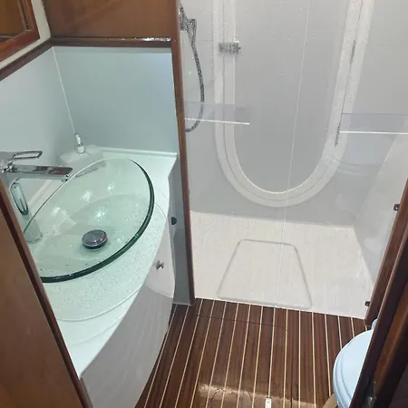 Gestione Mare Srl Botel Syracuse